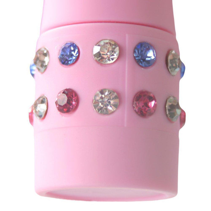 Feminine Details are Flirty & Cute! -