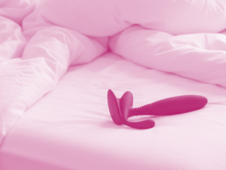 8 Best Prostate Massagers For a Strong Anal Orgasm