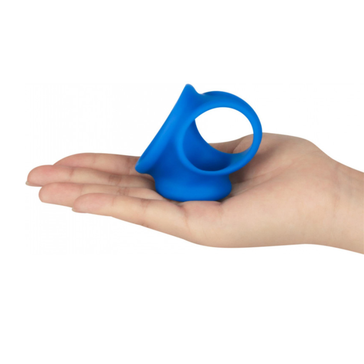 hand holding Pinnacle Pro Trio Grip Enhancer Sleeve in palm 