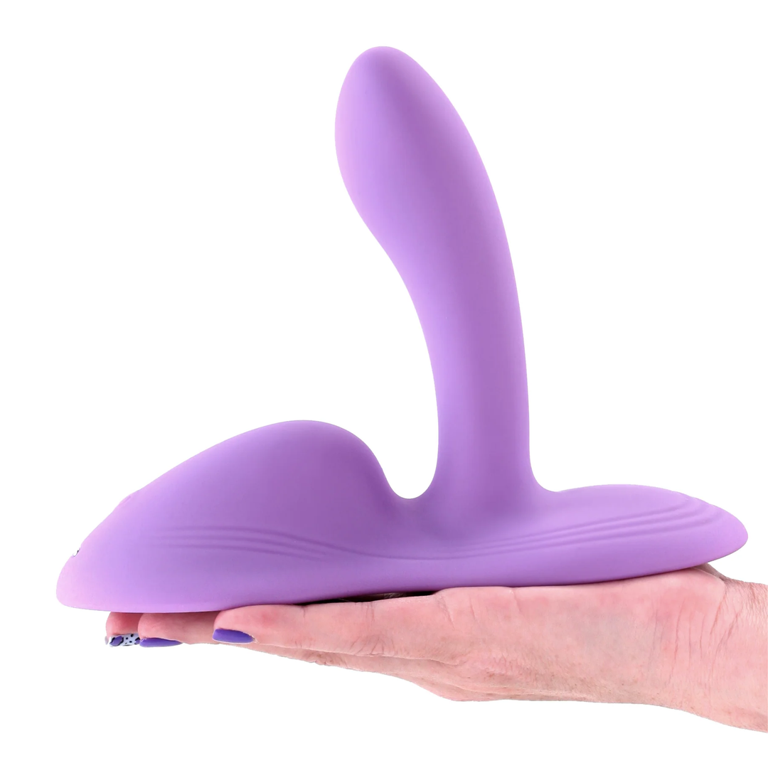 hand holding Grinders Paramour App-Controlled Vibrating Dual Motor Grinder Pad 