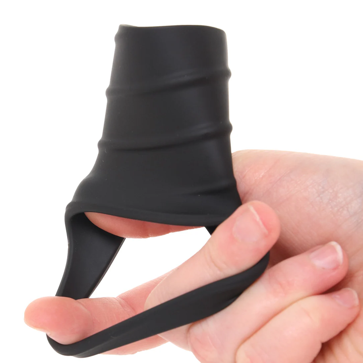 hand stretching Spiral Penis Sleeve 