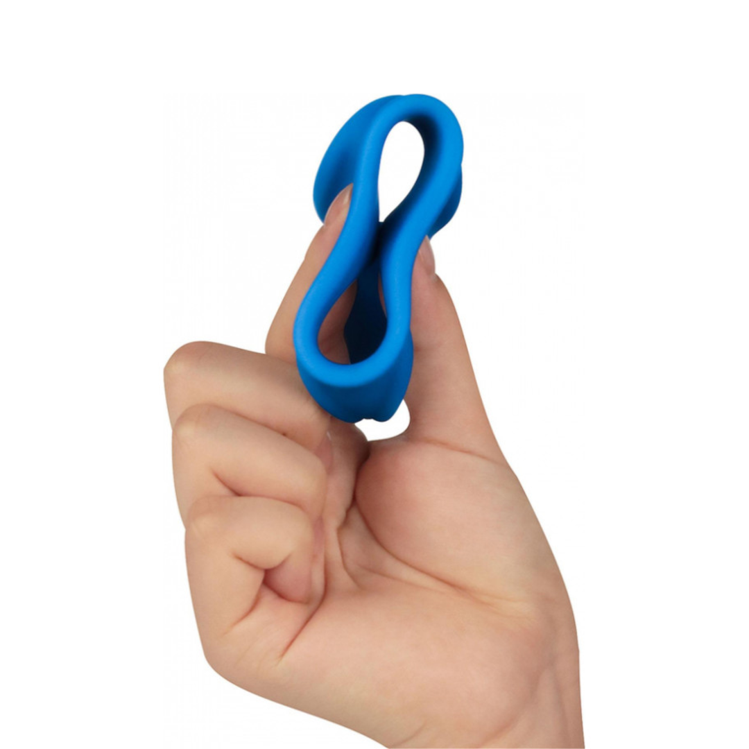 hand squishing Pinnacle Pro Trio Grip Enhancer Sleeve