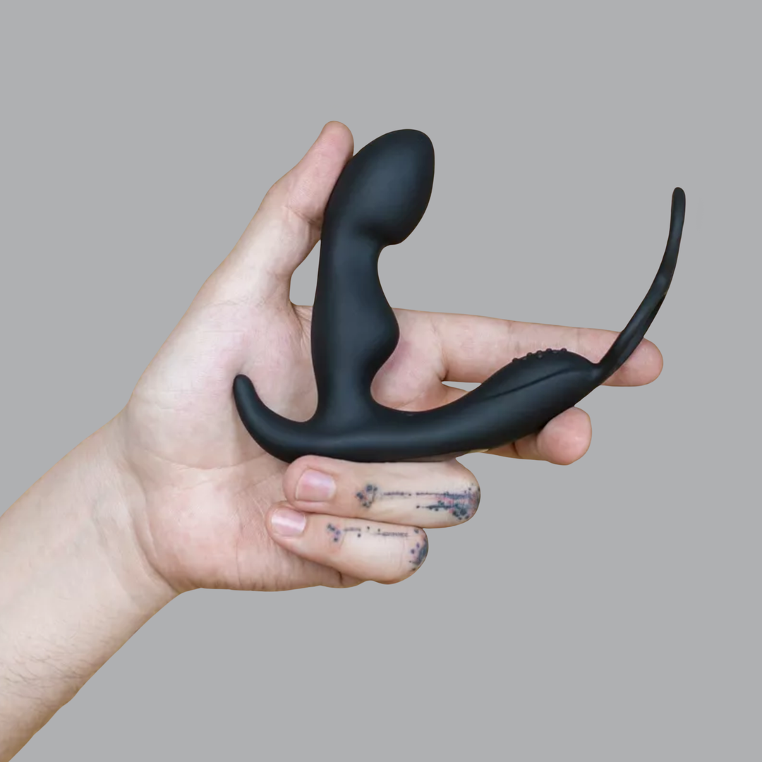 Prostate Curve Dual Ring - Remote Control Vibrating Prostate Massager in hand