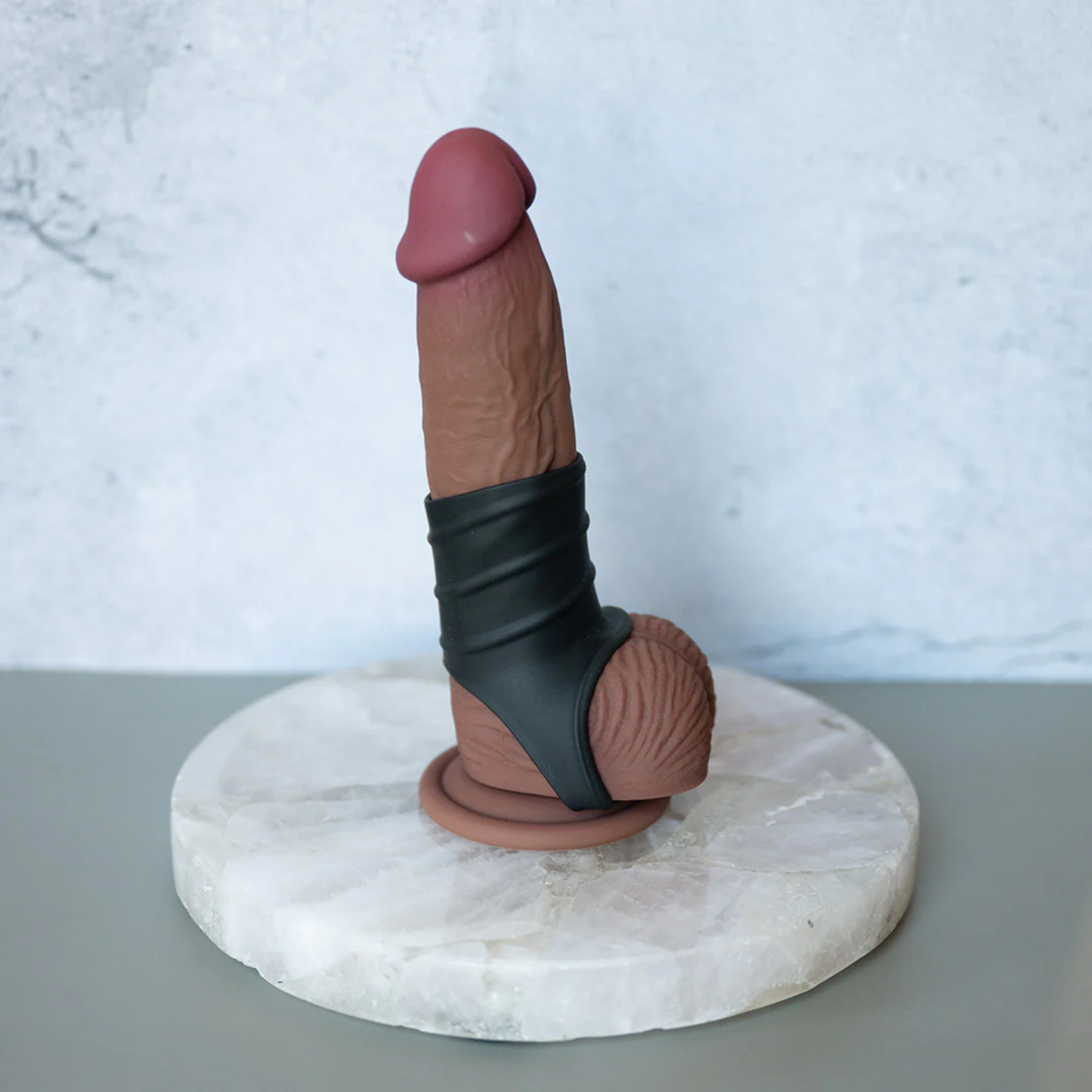 Spiral Penis Sleeve as seen on a dildo 