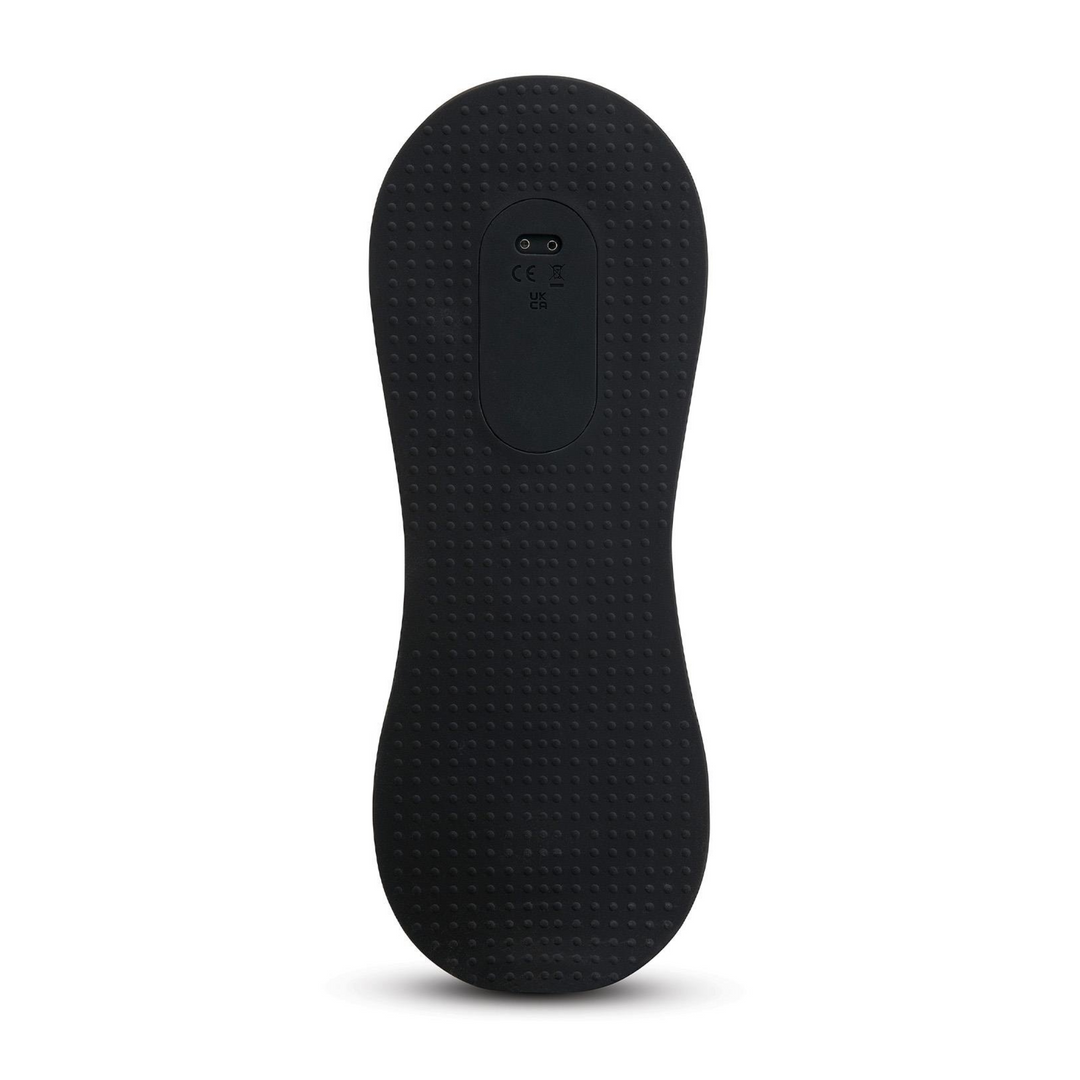 underside of Cowgirl Rodeo Rumbler  with grips to stay in place 