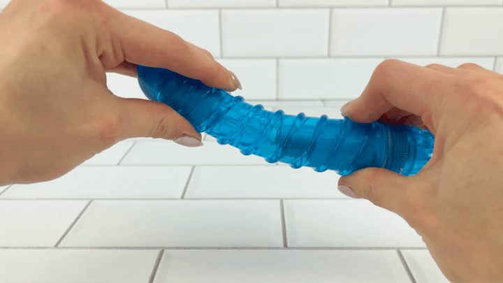 GIF of Cory's Twisted Vibe being bent to show flexibility 