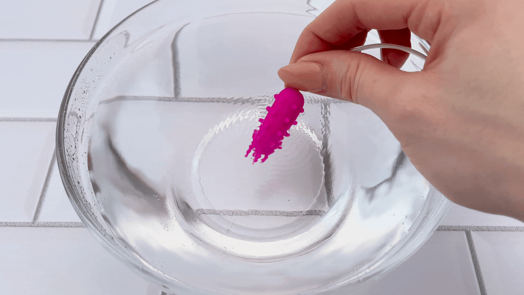 GIF of 5 Function Nubby Bullets vibrating in bowl of water 