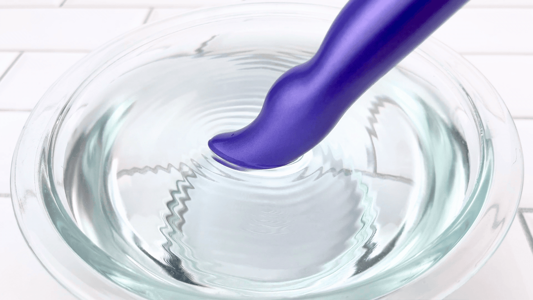 GIF of pinpoint g-spot vibrator vibrating 