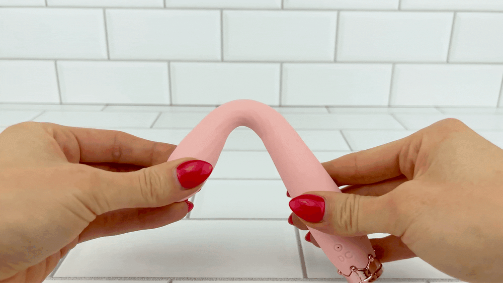 GIF of tip of Beginner's G Spot Vibrator being bent to demonstrate flexibility 