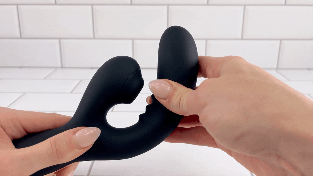 GIF of Deep Penetrating Dual-Action Air Pulse Vibrator  shaft being flexed
