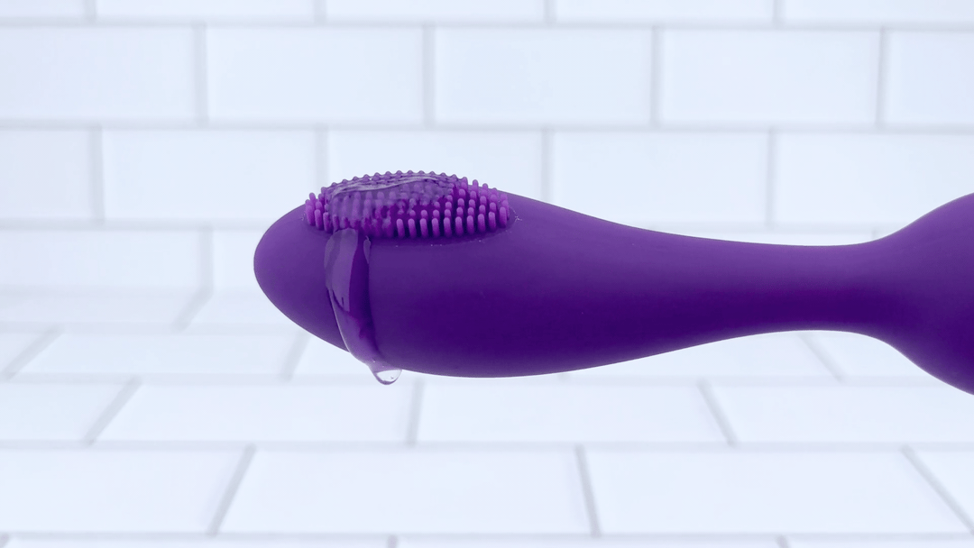 GIF of powerful vibrations on Luxury Flexi G-Spot Massaging Wand Vibrator