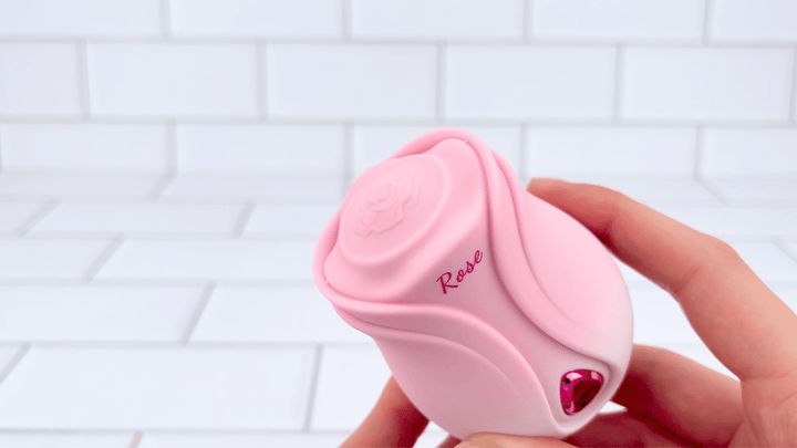 GIF of Rose-Shaped Tapper in action 