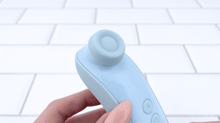 GIF of Luxury Air Pulse Toy with tapper attachment 