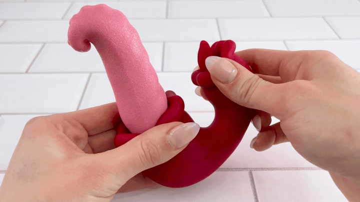 GIF of grating tongues toy being flexed to show flexibility 