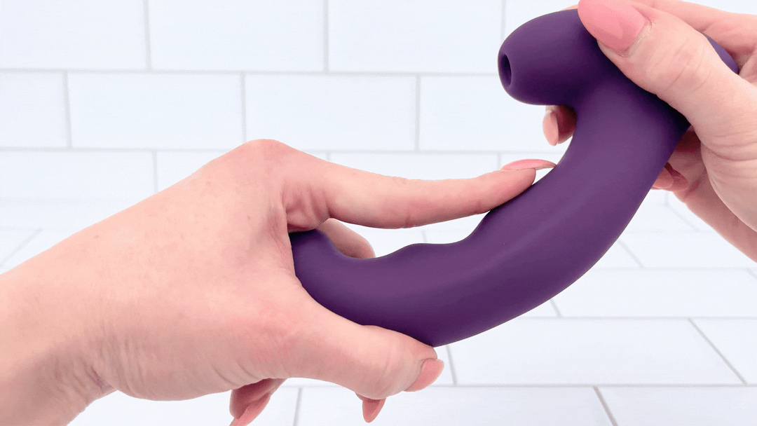 GIF of raised bumps on Double Love Climaxer G-Spot Vibe & Air Pulse Clit Stimulator 