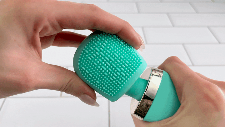 GIF of STRONG Cordless Body Massage Wand head being bent to show flexibility 