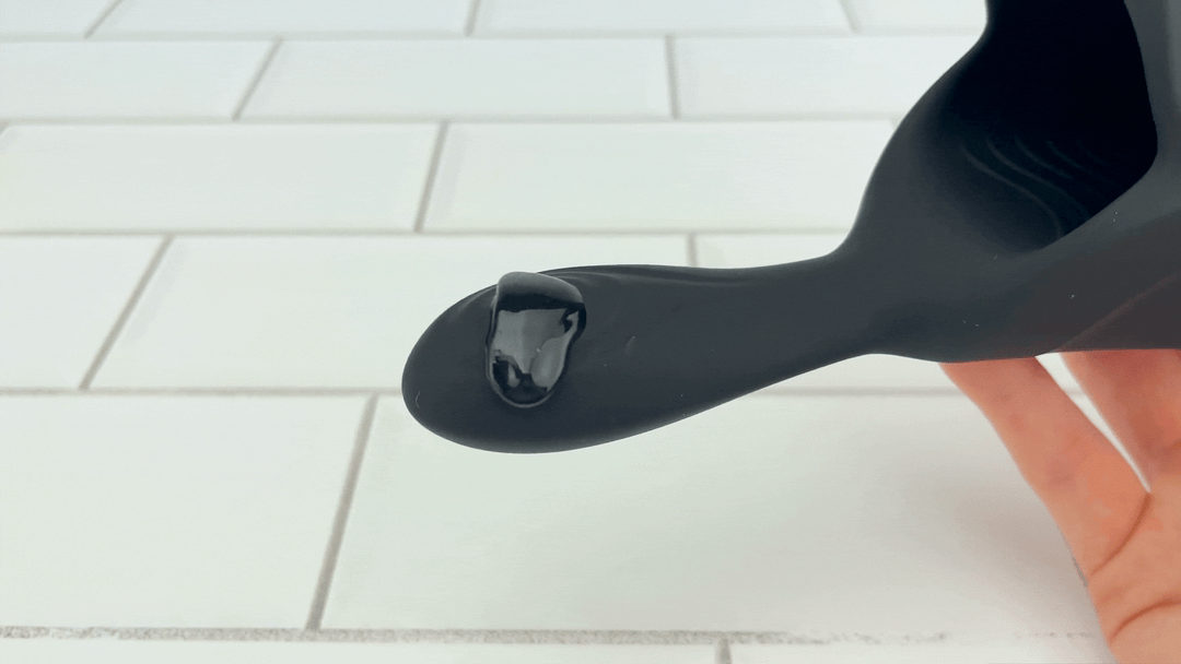 GIF of Vibrating F-Spot Massager and Endurance Trainer lube vibrating on it 