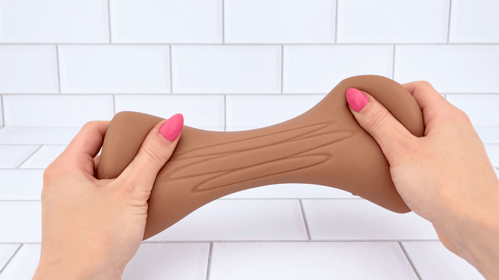 Real Feel Pocket Pussy being stretched 