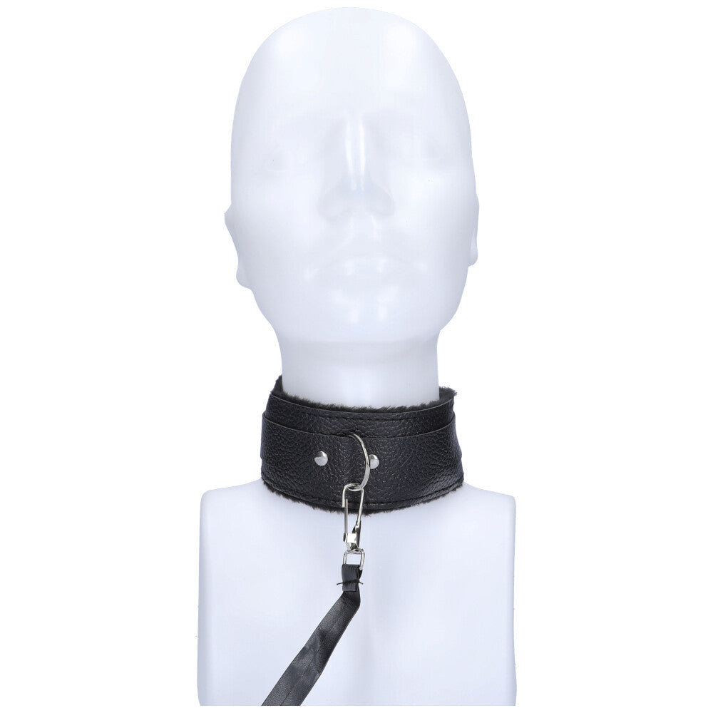 Front view of collar on a mannequin with leash attached to it.