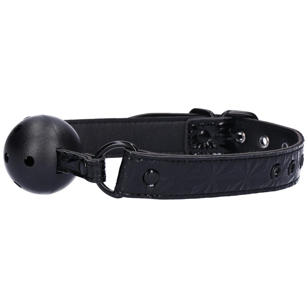 Breathable leather ball gag