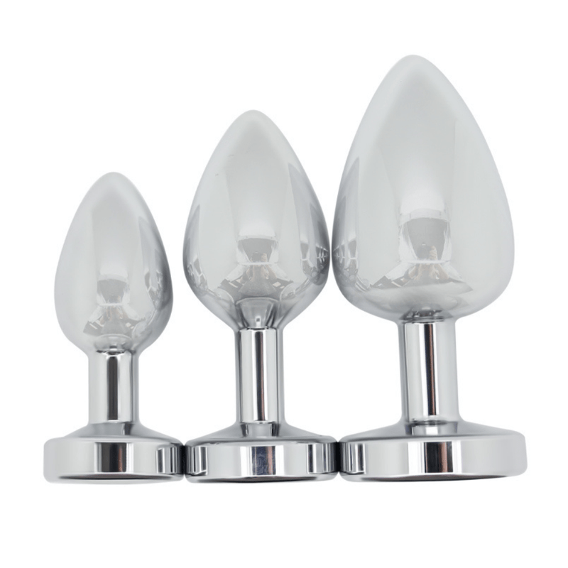 Image of all 3 sizes of the anal plugs next to eachother.
