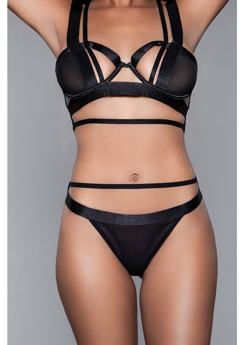 Lingerie set without the thigh harness.