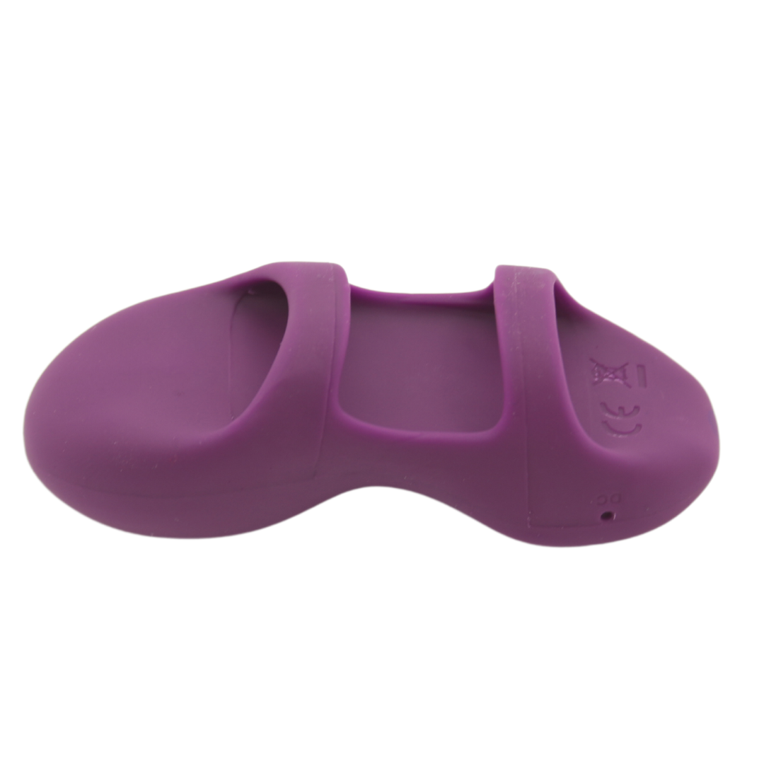 Image of the vibrator upside down. This finger vibe is comfortable to wear and is super discreet. Perfect for on the go pleasure and travel friendly!