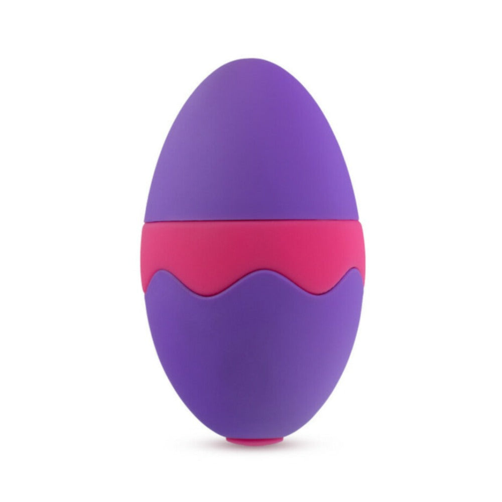 Image of the Aria Flutter Tongue Vibrator with the discreet storage cap. Simply replace the cap back on the toy when it's not in use, and this vibe has a cute egg shape that doesn't look like a vibrator!